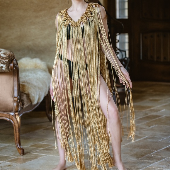 Handmade Macrame Poncho - Picture 2 of 11